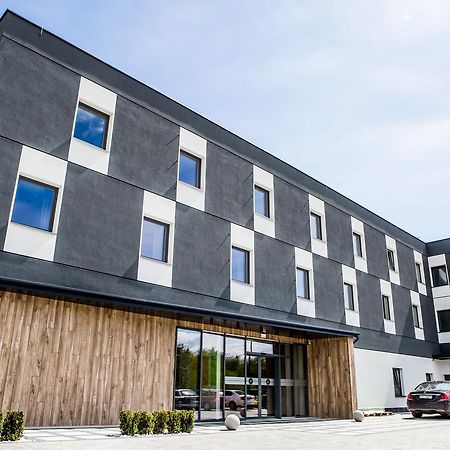 Hotel Mazurek Kolo  Bagian luar foto